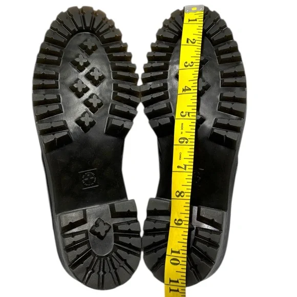 Dr. Martens Leona Low Platform Derby Shoes - Black Vintage Smooth Leather Size 9